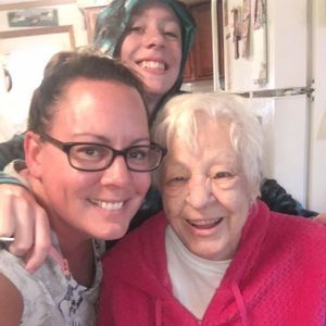 Meet your Posher, Evelyn